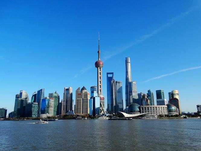 虚实融合、内容出海，百达娱乐如何定义下一代娱乐公司？